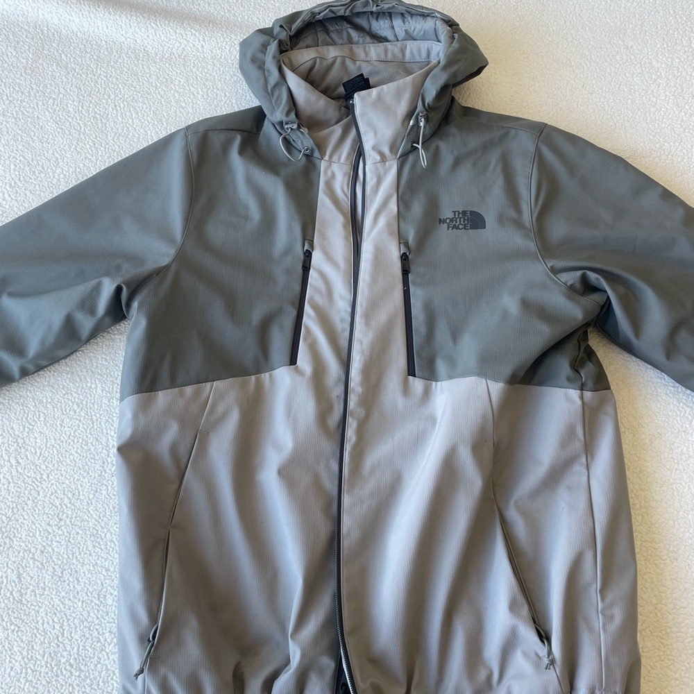 North Face grey Large waterproof Winter coat